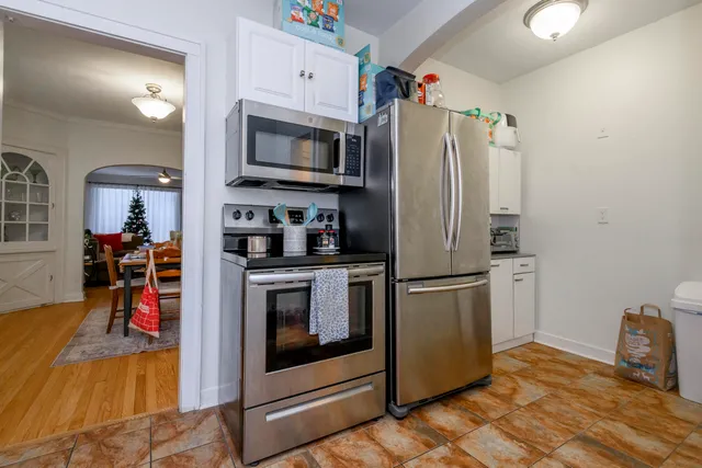 $789,900 | 4111 North Woodburn Street, Unit 4113, Shorewood, WI 53211