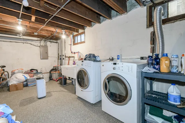 $789,900 | 4111 North Woodburn Street, Unit 4113, Shorewood, WI 53211