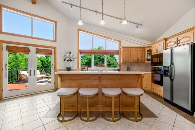 $900,000 | 19403 West 64th Terrace, Shawnee, KS 66218