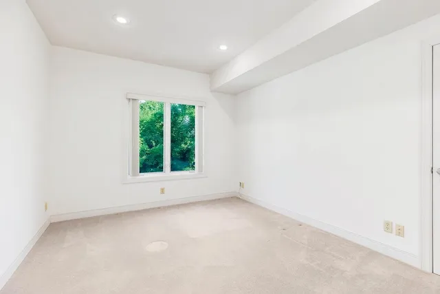 $900,000 | 19403 West 64th Terrace, Shawnee, KS 66218