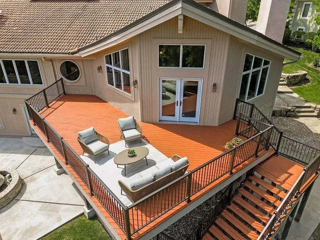 $900,000 | 19403 West 64th Terrace, Shawnee, KS 66218