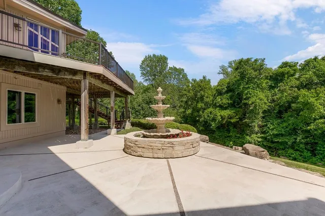 $900,000 | 19403 West 64th Terrace, Shawnee, KS 66218