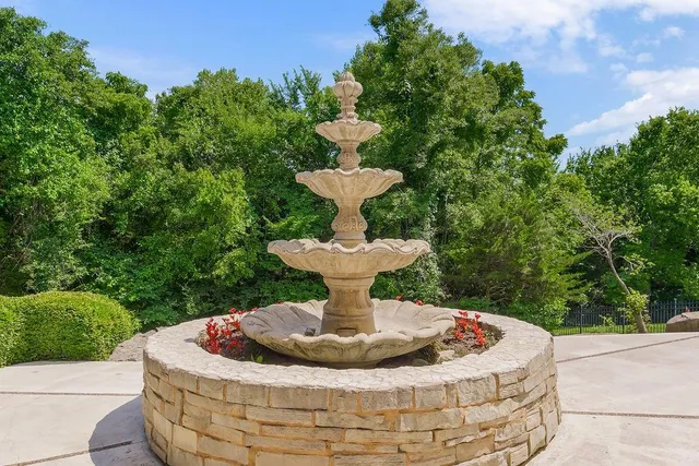 $900,000 | 19403 West 64th Terrace, Shawnee, KS 66218