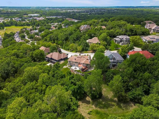 $900,000 | 19403 West 64th Terrace, Shawnee, KS 66218