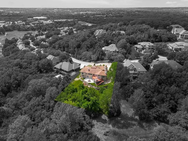 $900,000 | 19403 West 64th Terrace, Shawnee, KS 66218