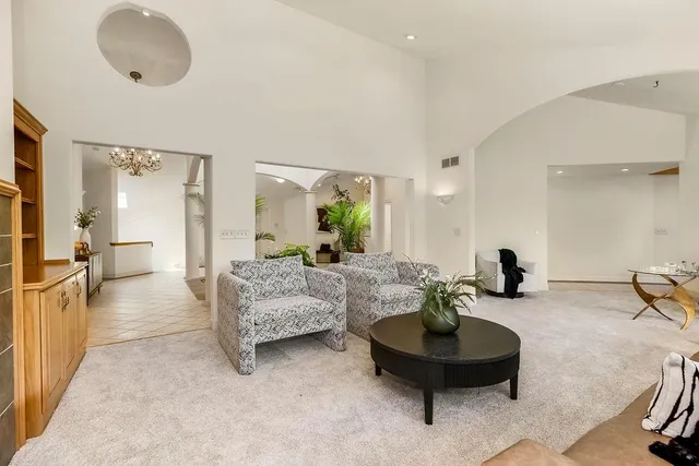 $900,000 | 19403 West 64th Terrace, Shawnee, KS 66218