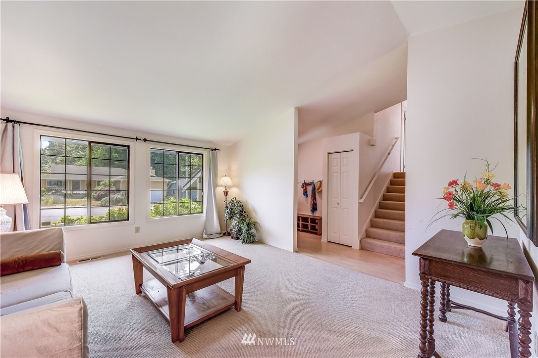 1113 232nd Place Southwest Bothell, WA 98021 - Photo 4 of 25