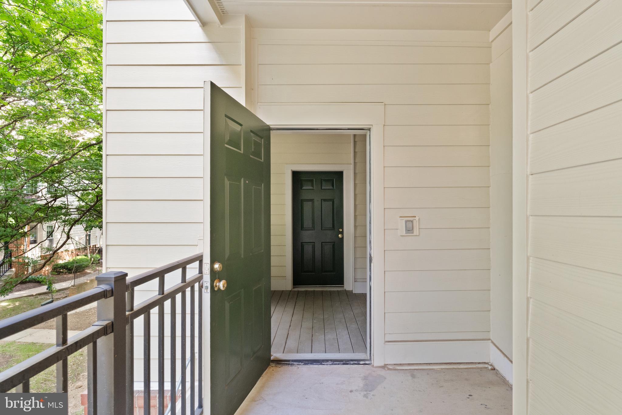 1324 Garden Wall Circle, Unit B Reston, VA 20194 - Photo 27 of 32