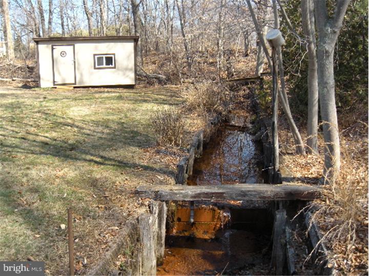 15 Iron Bridge Road Hamilton, NJ 08620 - Photo 14 of 18 View in Back