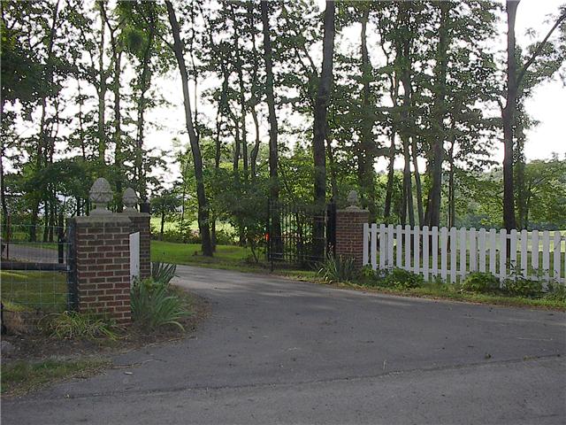 151 Womack Ridge Road Shelbyville, TN 37160 - Photo 2 of 18 Gallery Image 2