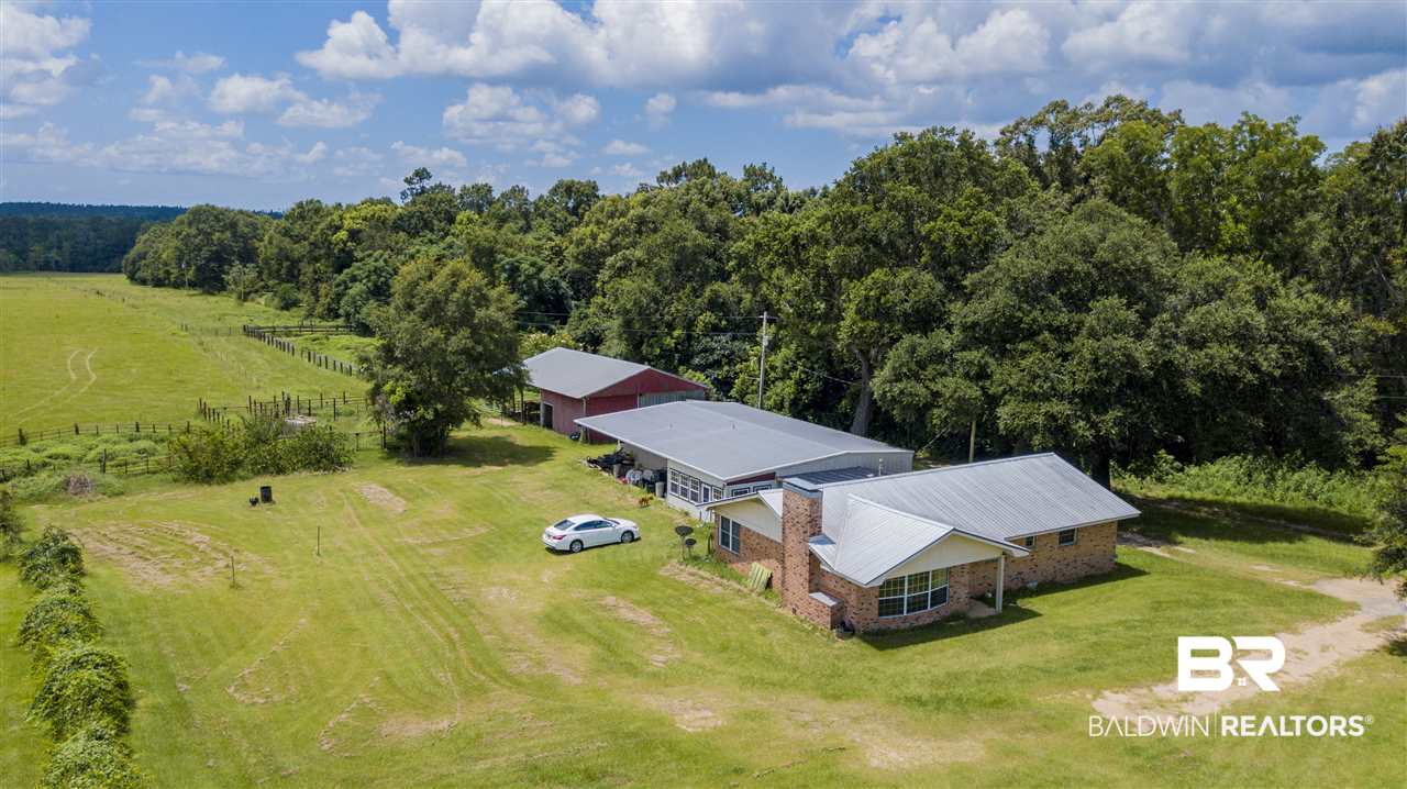 22290 Oak Tree Lane Robertsdale, AL 36567 - Photo 4 of 37