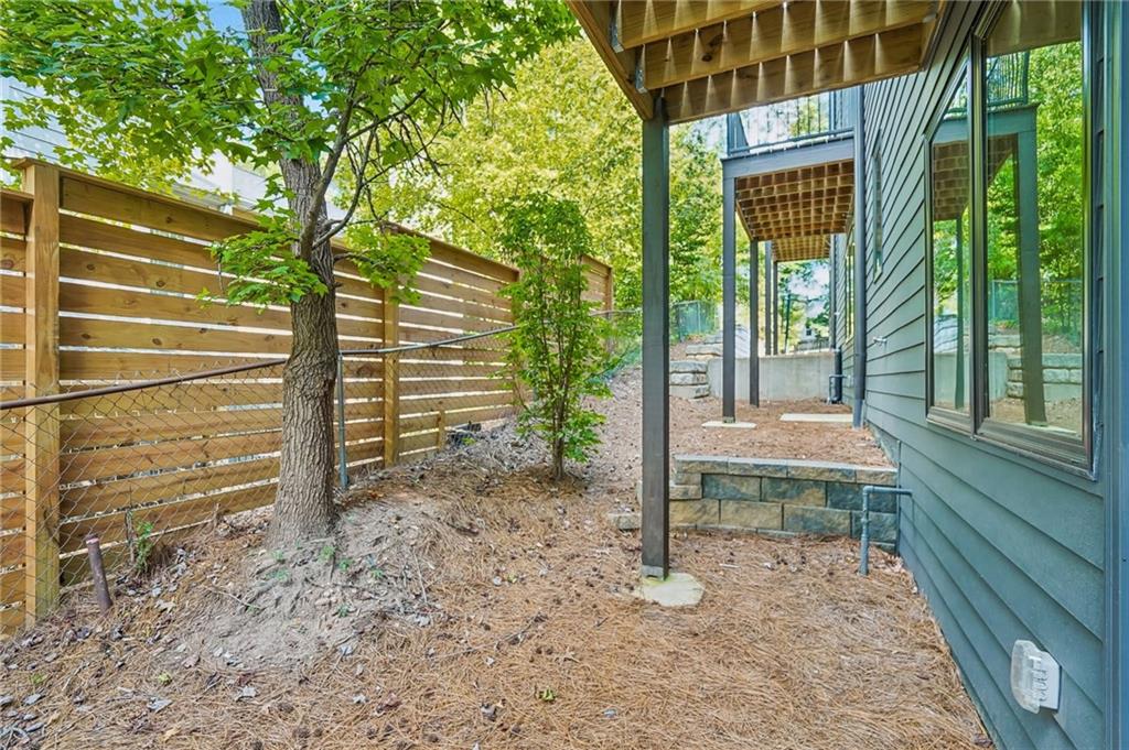428 Cedar Dust Drive Decatur, GA 30030 - Photo 8 of 56 Gallery Image 8