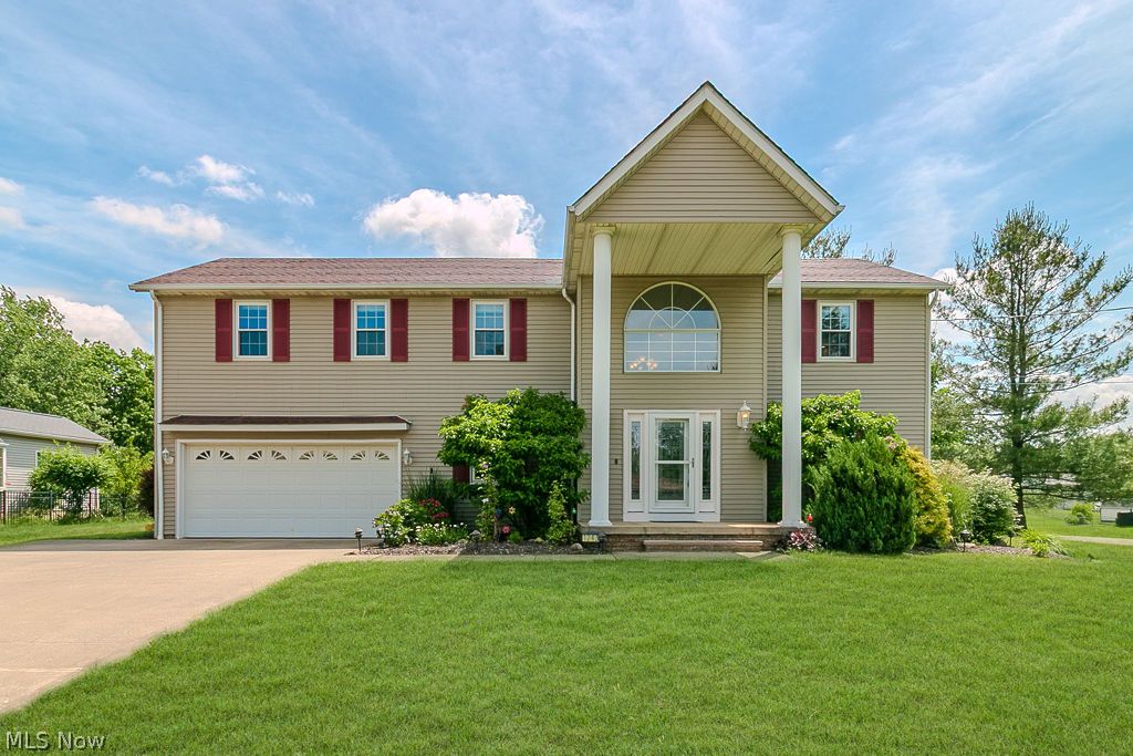12433 Webster Road Strongsville, OH 44136 - Photo 1 of 50