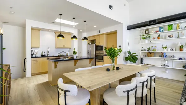 $898,000 | 137 F Street, Petaluma, CA 94952