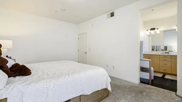 $898,000 | 137 F Street, Petaluma, CA 94952
