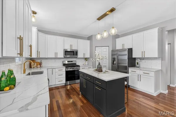 $490,000 | 852 Ashton Way Circle, Eureka, MO 63025