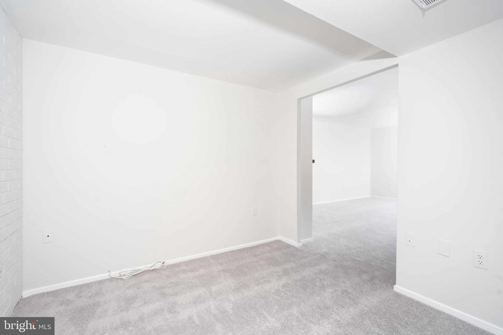 10020 Stedwick Road, Unit 303 Montgomery Village, MD 20886 - Photo 5 of 19