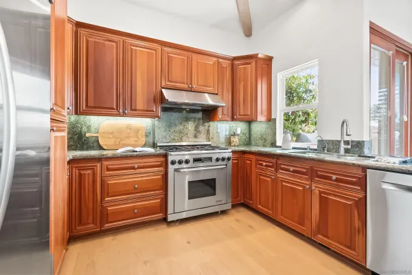 $6,350,000 | 226 Stratford Park Circle, Del Mar, CA 92014