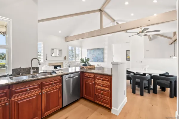 $6,350,000 | 226 Stratford Park Circle, Del Mar, CA 92014