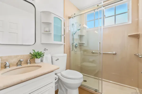 $6,350,000 | 226 Stratford Park Circle, Del Mar, CA 92014