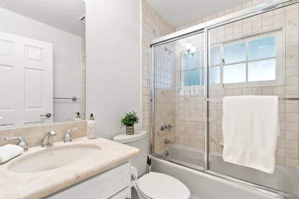 $6,350,000 | 226 Stratford Park Circle, Del Mar, CA 92014