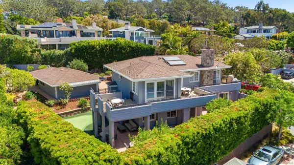 $6,350,000 | 226 Stratford Park Circle, Del Mar, CA 92014