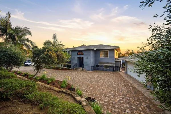 $6,350,000 | 226 Stratford Park Circle, Del Mar, CA 92014