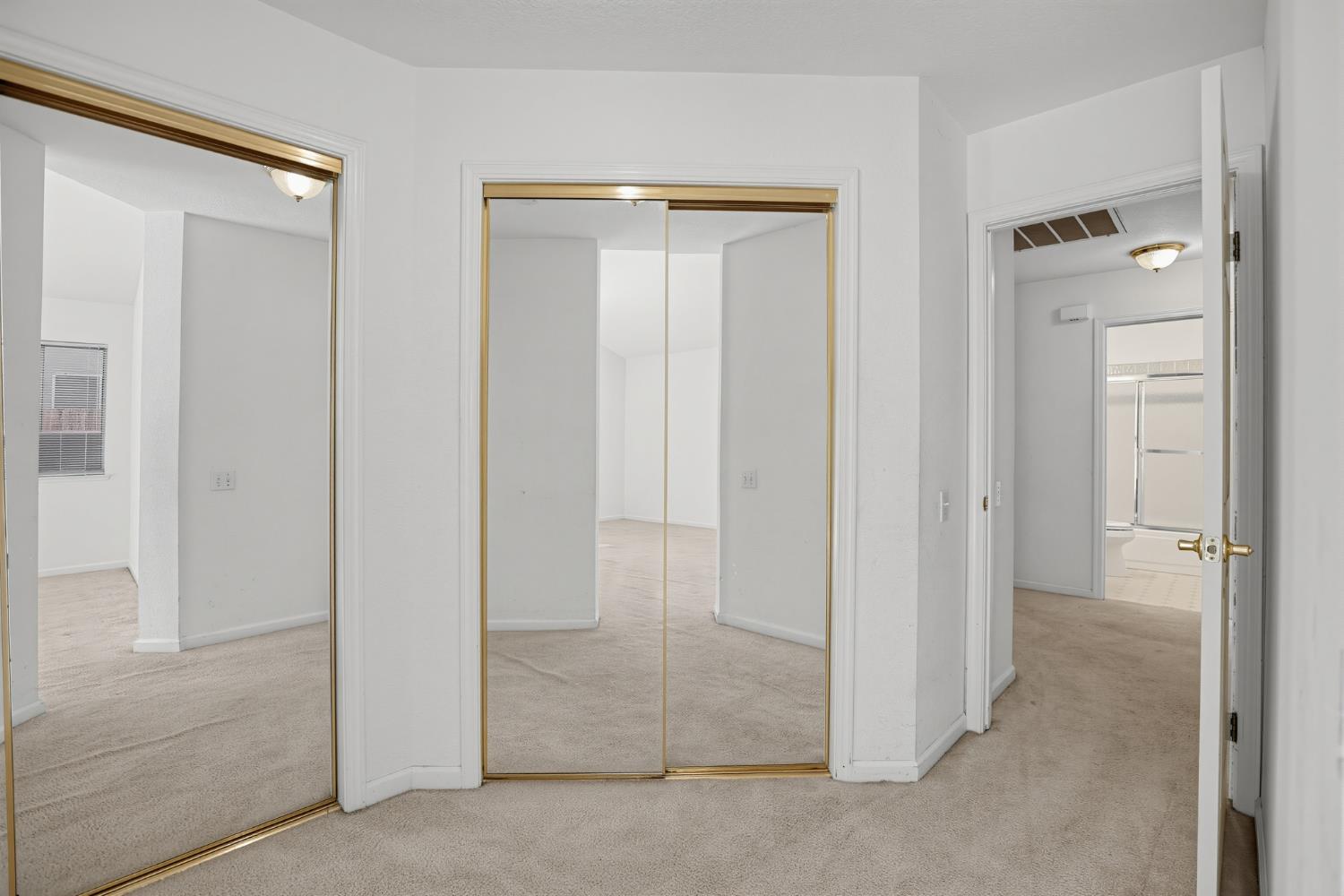 1732 Nighthawk Way Modesto, CA 95358 - Photo 20 of 38 Master Bedroom entry with double closets