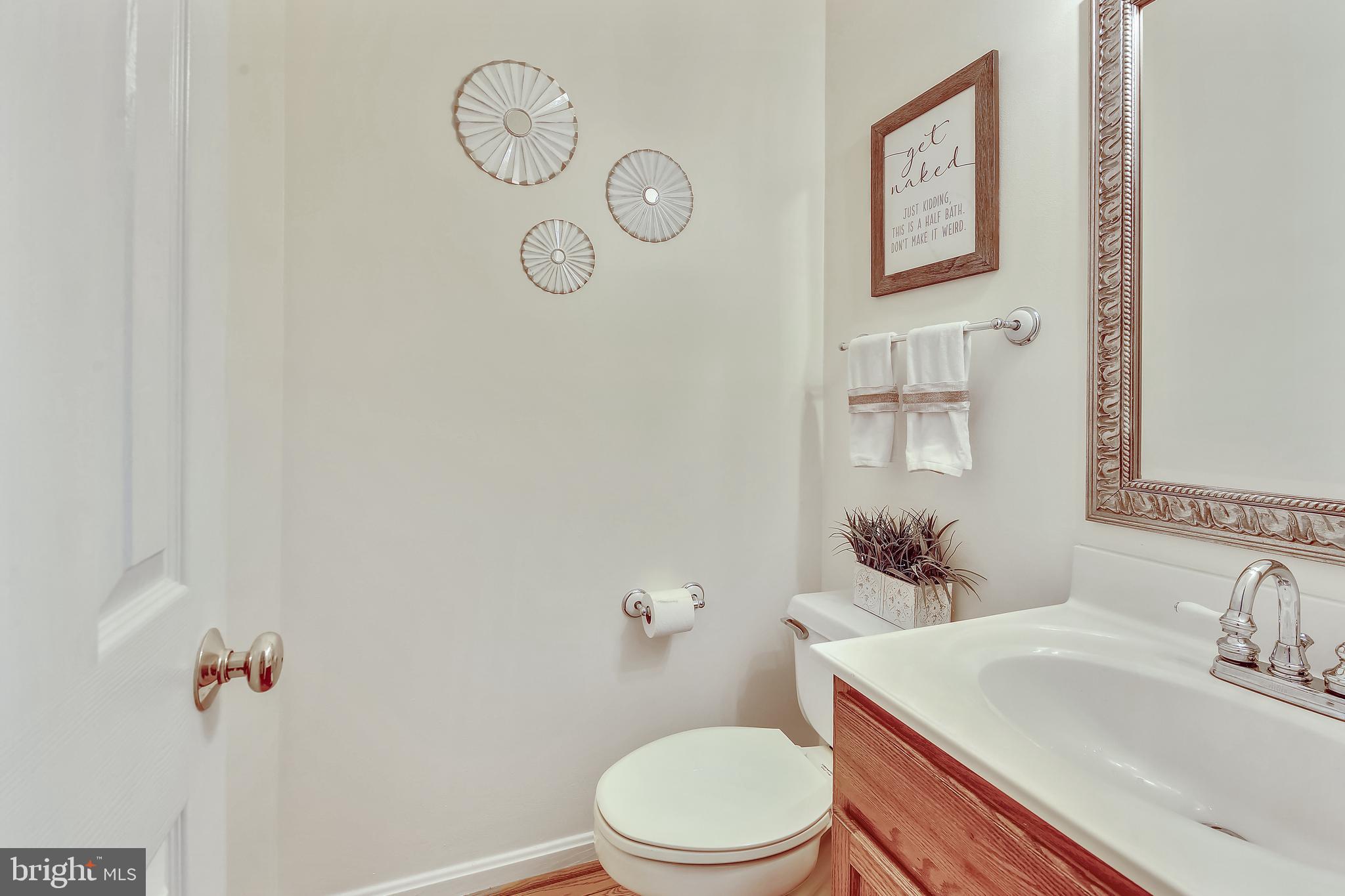20315 Swallow Point Road Montgomery Village, MD 20886 - Photo 25 of 64 Main Level Powder Room