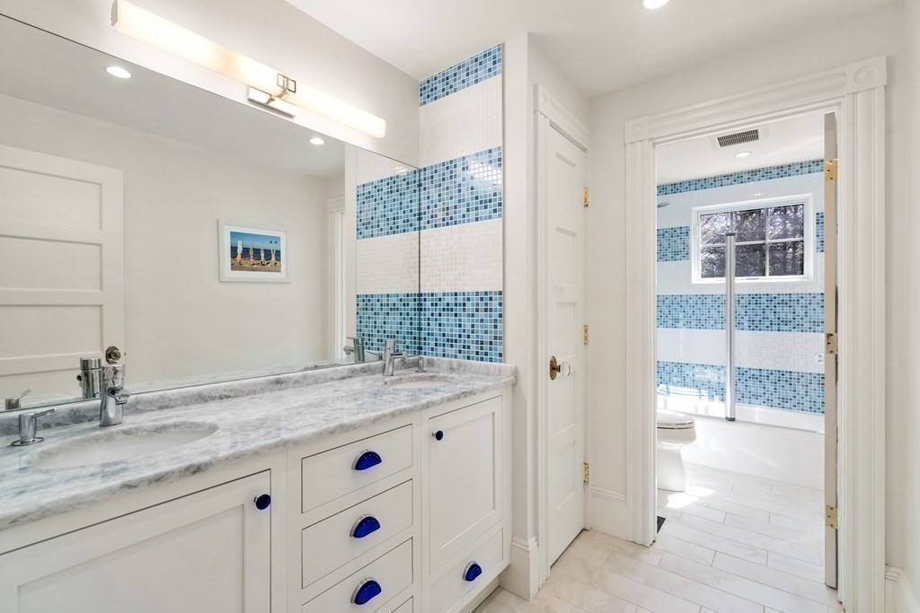 14 Exeter Street Newton, MA 02465 - Photo 23 of 32