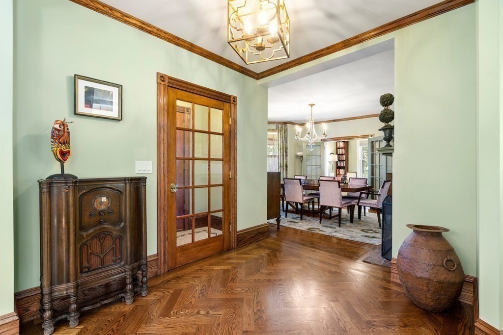 14 Exeter Street Newton, MA 02465 - Photo 4 of 32