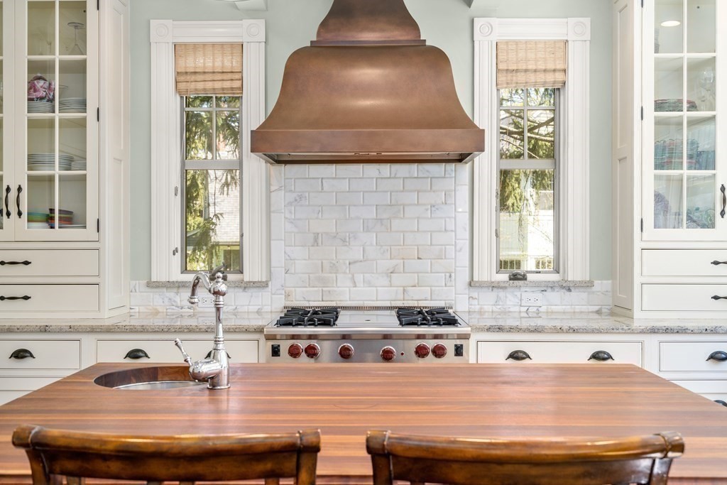 14 Exeter Street Newton, MA 02465 - Photo 8 of 32