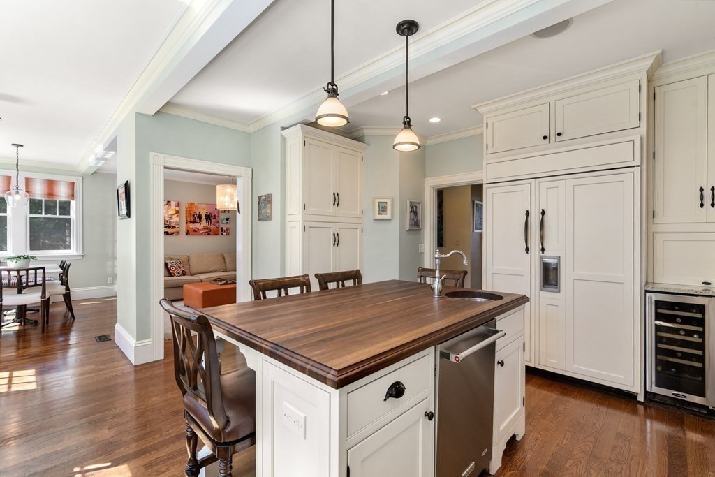 14 Exeter Street Newton, MA 02465 - Photo 10 of 32