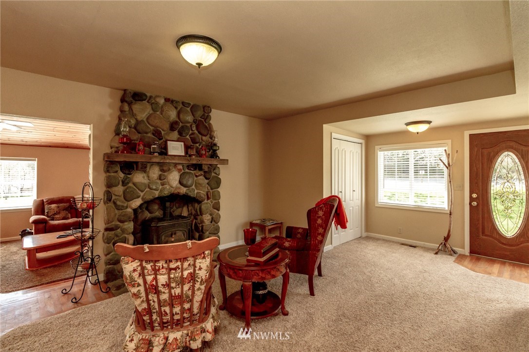 1801 Westside Road Cle Elum, WA 98922 - Photo 3 of 25 Gallery Image 3