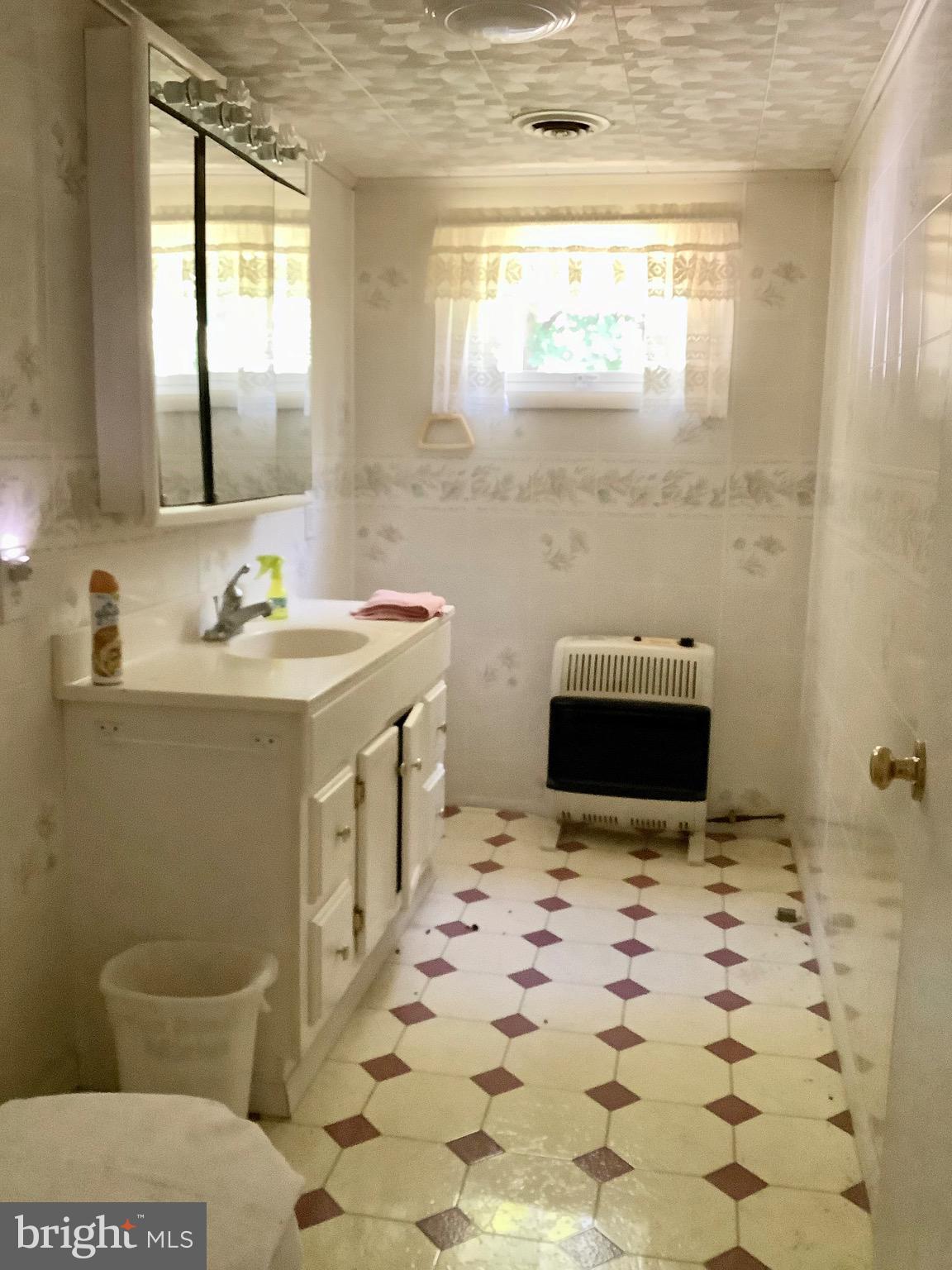 2410 Granite Station Road Gettysburg, PA 17325 - Photo 27 of 59 House 1 half bath