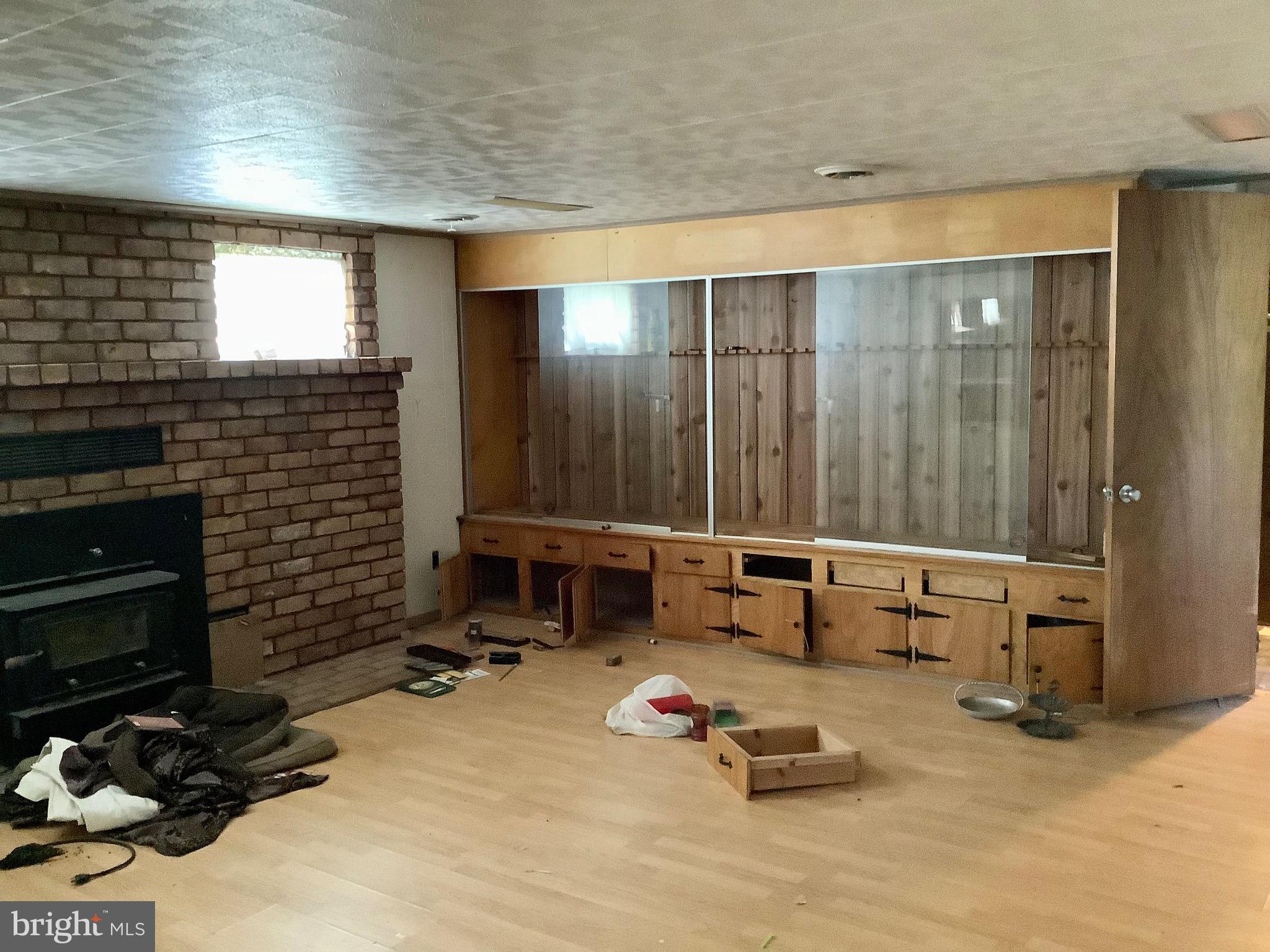 2410 Granite Station Road Gettysburg, PA 17325 - Photo 38 of 59 House 2 family room