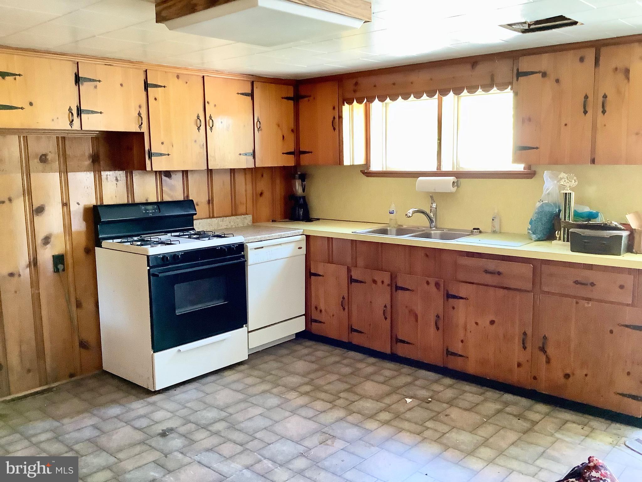 2410 Granite Station Road Gettysburg, PA 17325 - Photo 51 of 59 House 2 kitchen