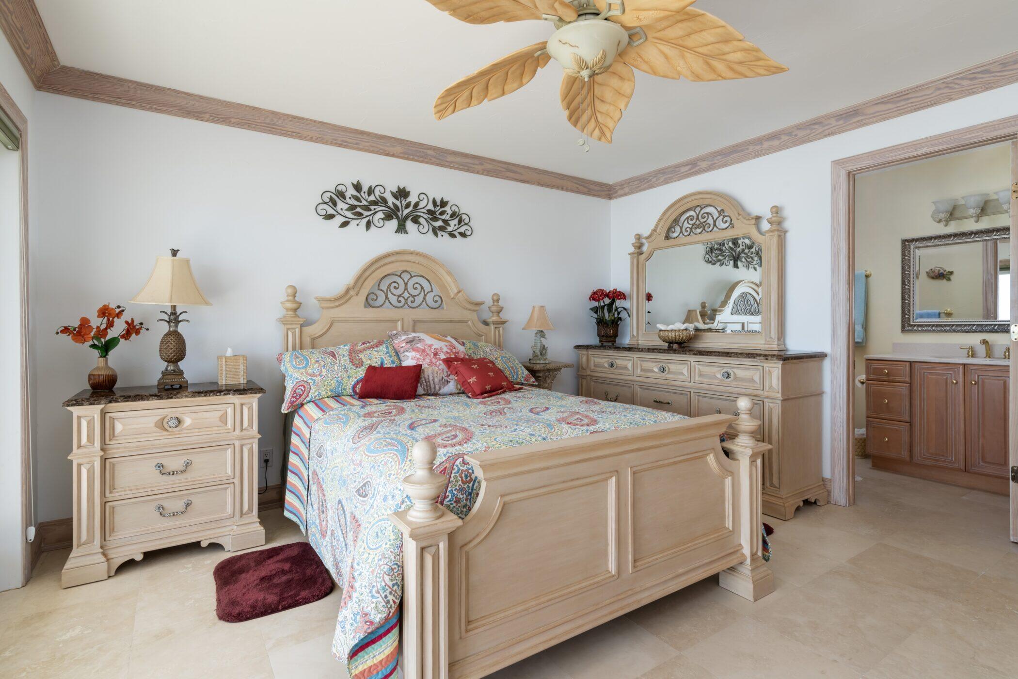 5 Ocean Drive East Marathon, FL 33050 - Photo 45 of 79 Marathon_5_Ocean_East_Top_Level_Interior