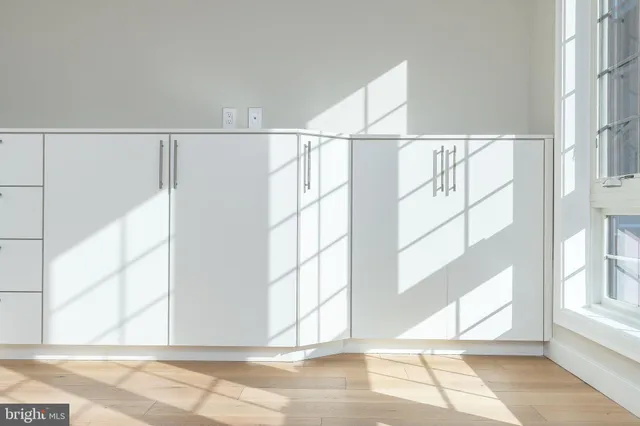 a view of an outdoor space