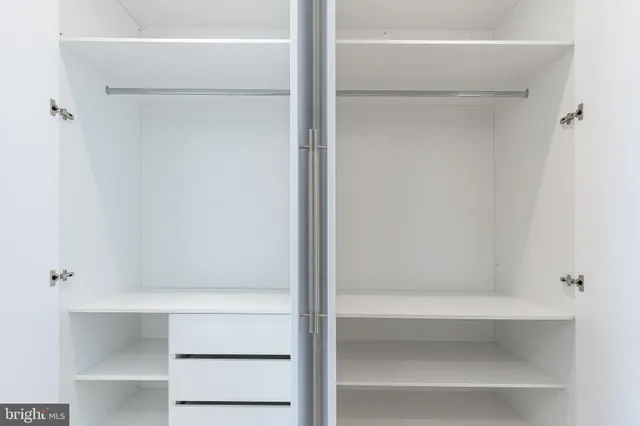 $785,000 | 250 Gates Street, Philadelphia, PA 19128