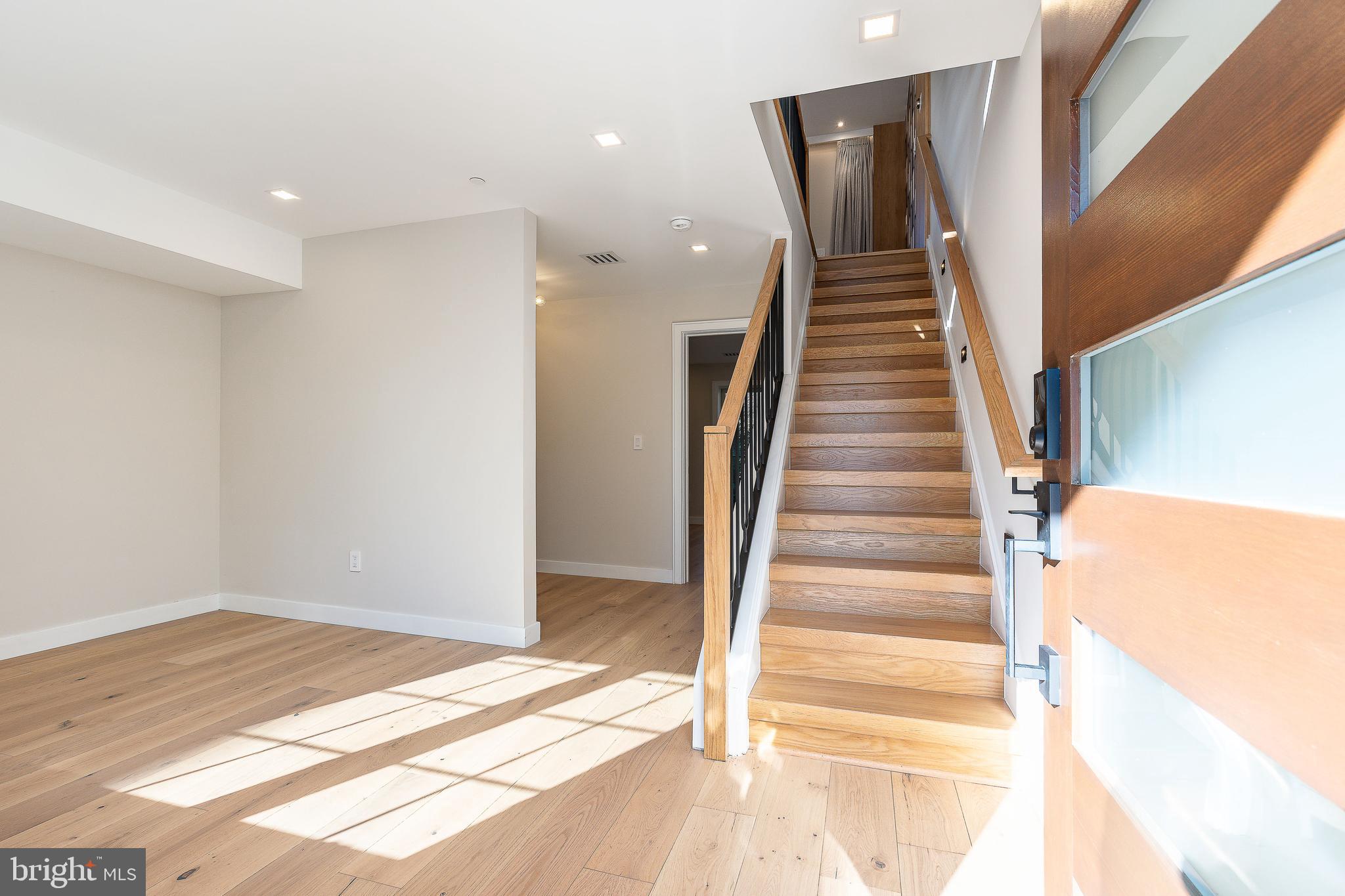 250 Gates Street Philadelphia, PA 19128 - Photo 6 of 120