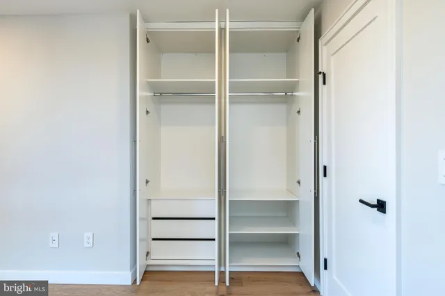 $785,000 | 250 Gates Street, Philadelphia, PA 19128