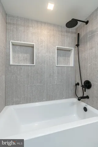 $785,000 | 250 Gates Street, Philadelphia, PA 19128