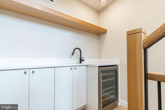 $785,000 | 250 Gates Street, Philadelphia, PA 19128