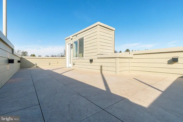 $785,000 | 250 Gates Street, Philadelphia, PA 19128