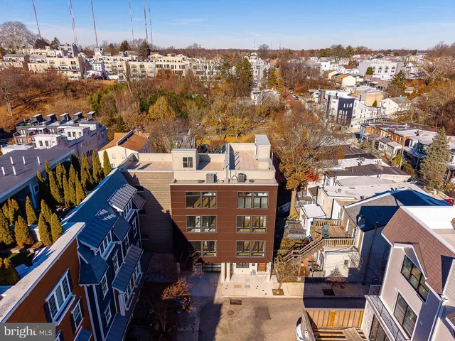 $785,000 | 250 Gates Street, Philadelphia, PA 19128