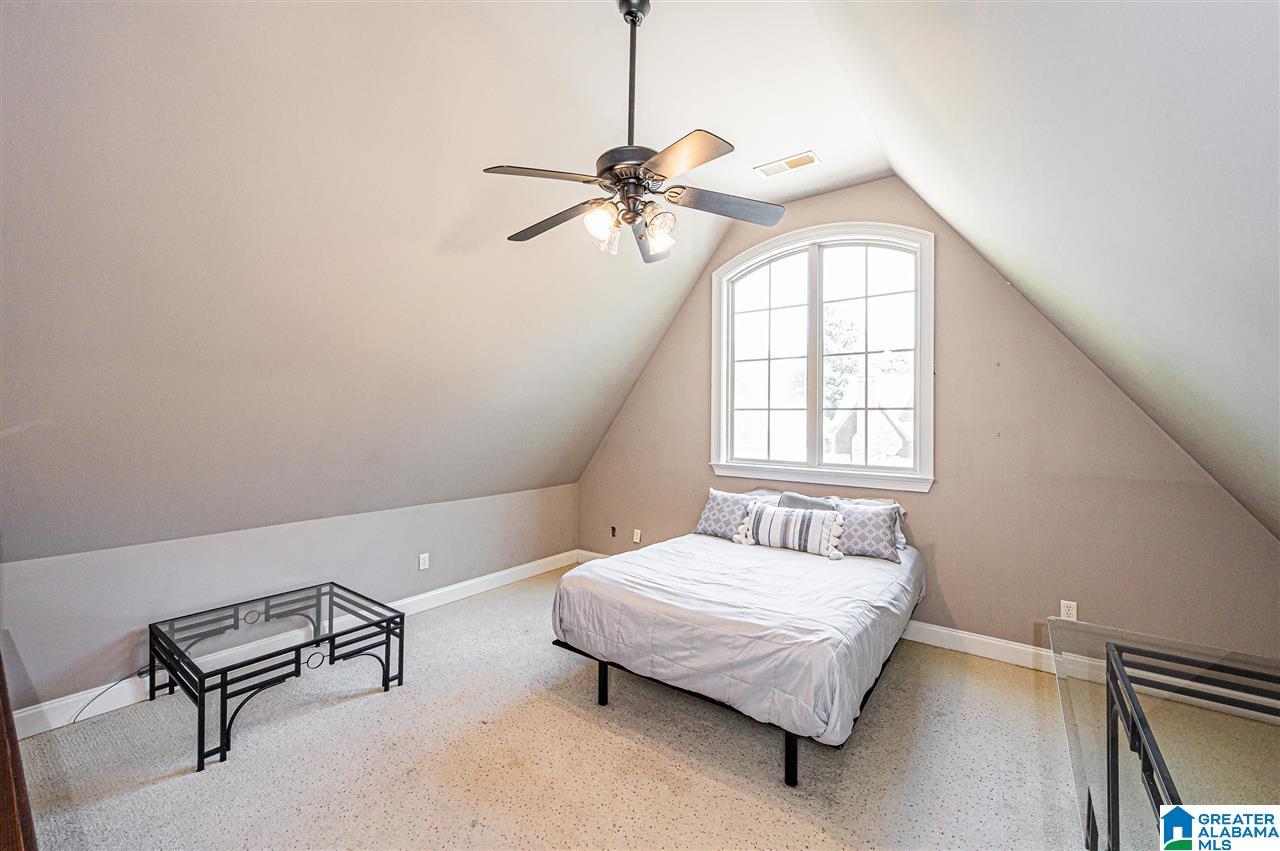 525 Cahaba Manor Lane Pelham, AL 35124 - Photo 29 of 47