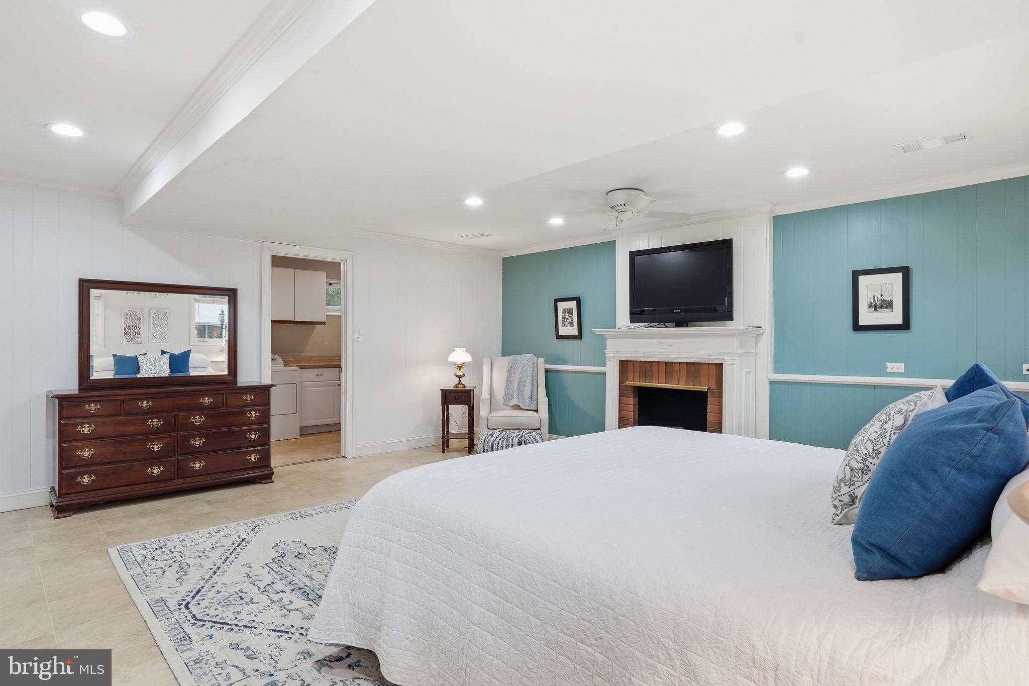 1609 Cedar Park Road Annapolis, MD 21401 - Photo 26 of 43 Wonderful primary bedroom option w/ fireplace