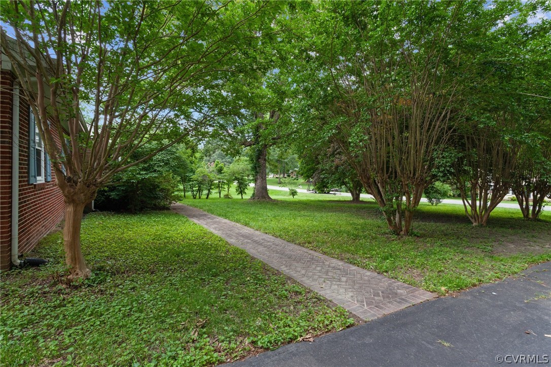 8910 Henson Road North Chesterfield, VA 23236 - Photo 30 of 35 Gallery Image 30
