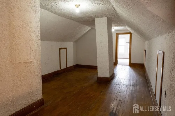 $2,700 | 46 Catalpa Avenue, Unit 2, Perth Amboy, NJ 08861